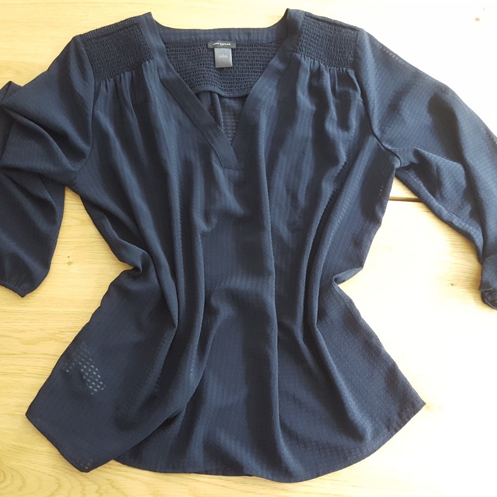 Ann taulor navy blouse